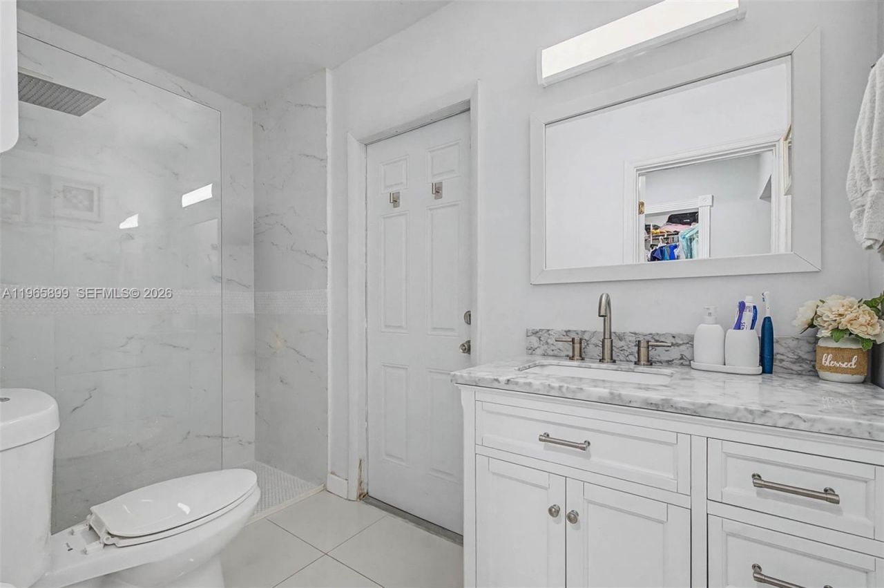 7520 Embassy Blvd, Miramar, FL 33023 Photo