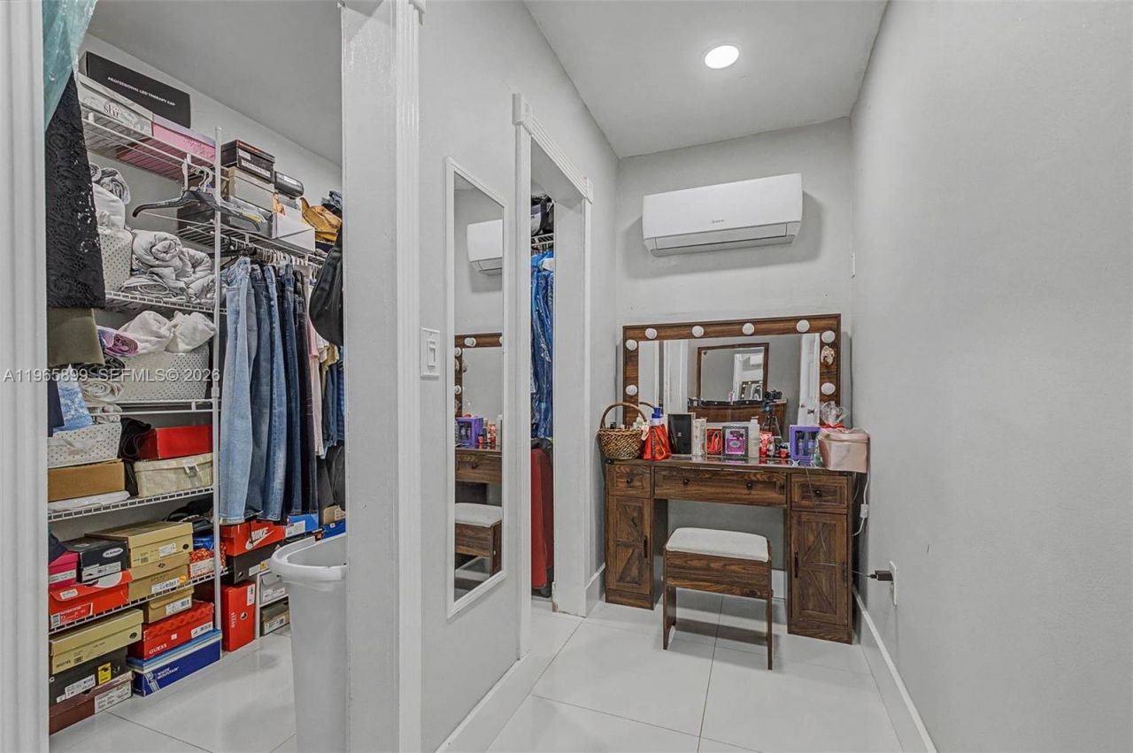 7520 Embassy Blvd, Miramar, FL 33023 Photo