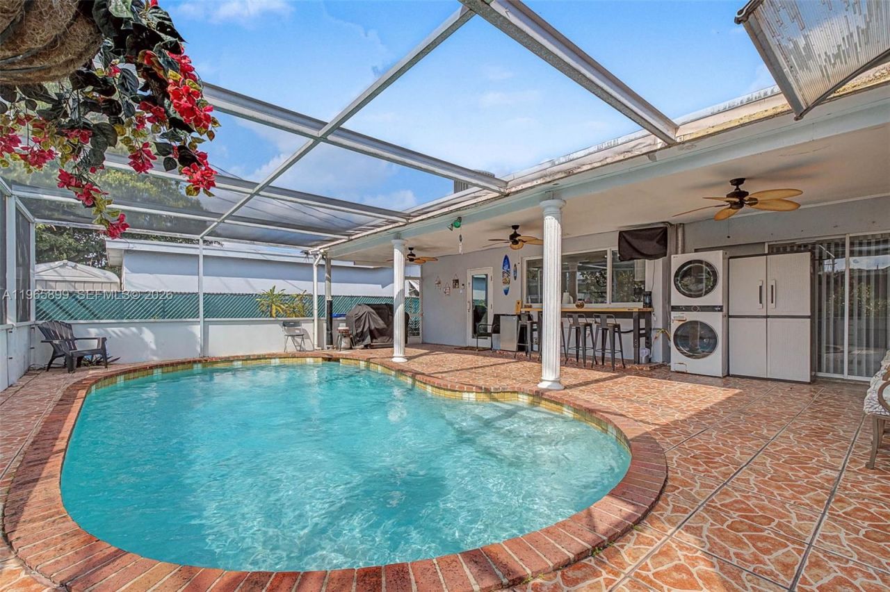 7520 Embassy Blvd, Miramar, FL 33023 Photo