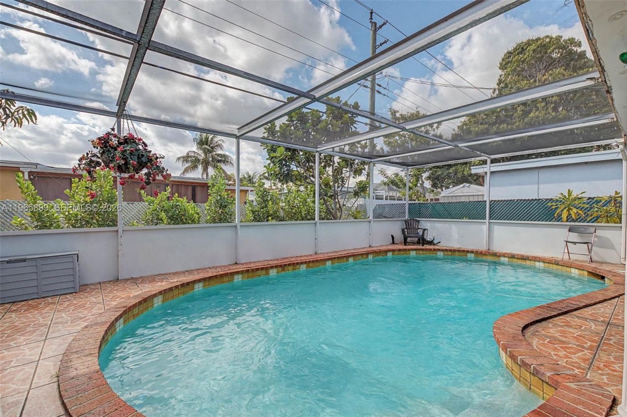 7520 Embassy Blvd, Miramar, FL 33023 Photo