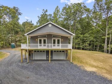 172 MARTINS FARM ROAD, FRONT ROYAL, VA 22630