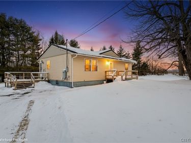 1804 Allen Road, Clayville, NY 13322