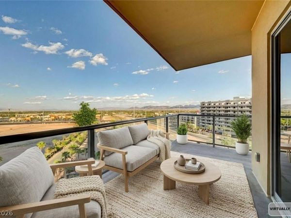 8255 Las Vegas Boulevard , Unit 813, Las Vegas, NV 89123