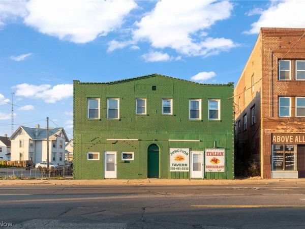 3013 Tuscarawas Street W, Canton, OH 44708