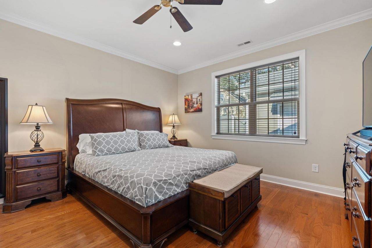 94 Oak Dr. S Photo 14