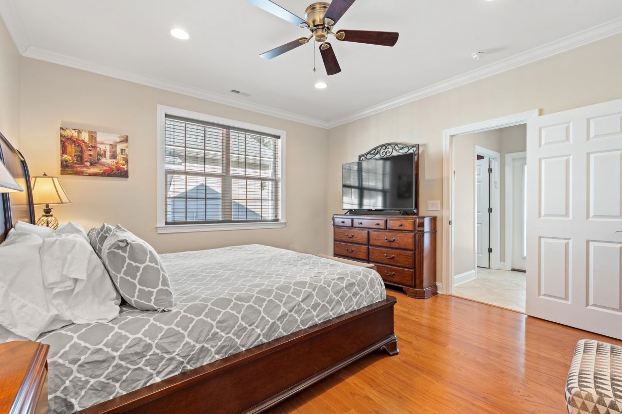 94 Oak Dr. S Photo 16