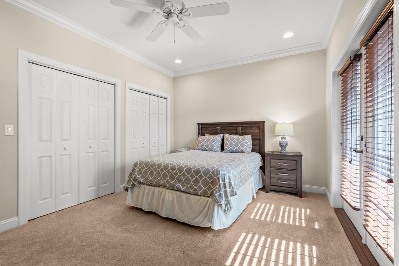 94 Oak Dr. S Photo 28