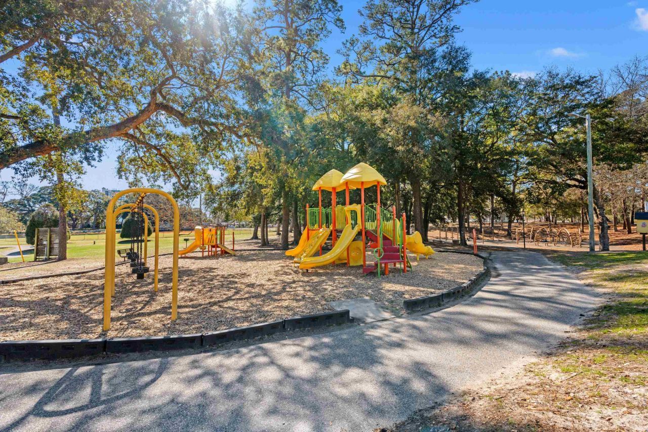 94 Oak Dr. S Photo 47