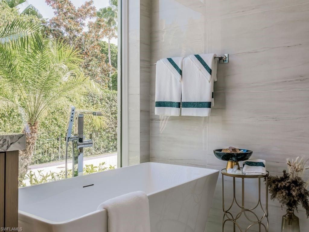 6199 Highcroft Dr , Naples, FL 34119 Photo