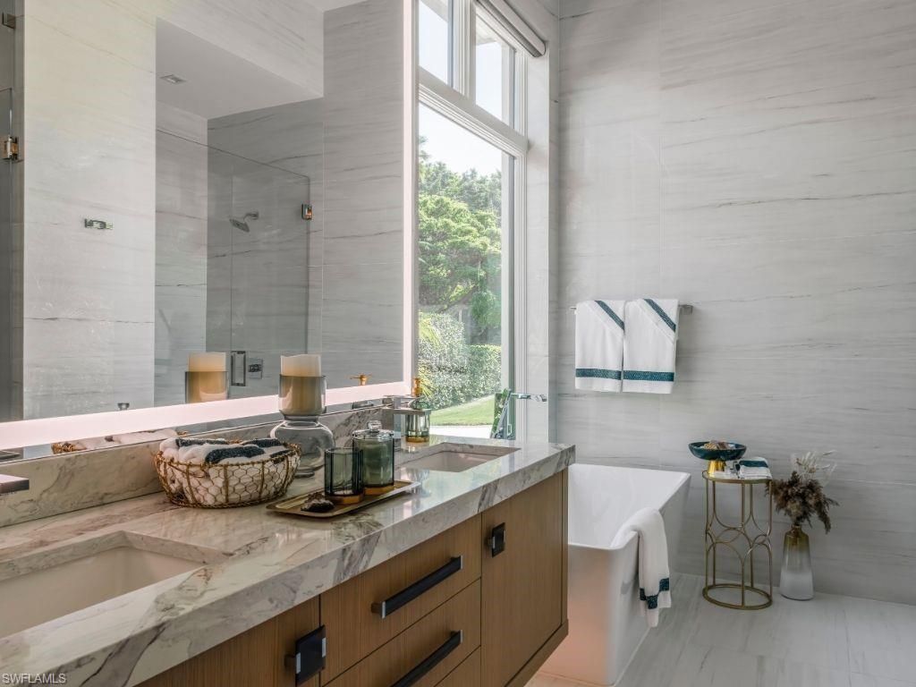 6199 Highcroft Dr, Naples, FL 34119 Photo