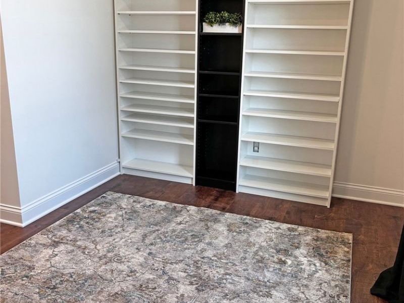 8860 Sharp Road, Olmsted Township, OH 44138 Photo 20