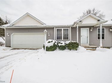 3278 Sumser Street NW, North Canton, OH 44720