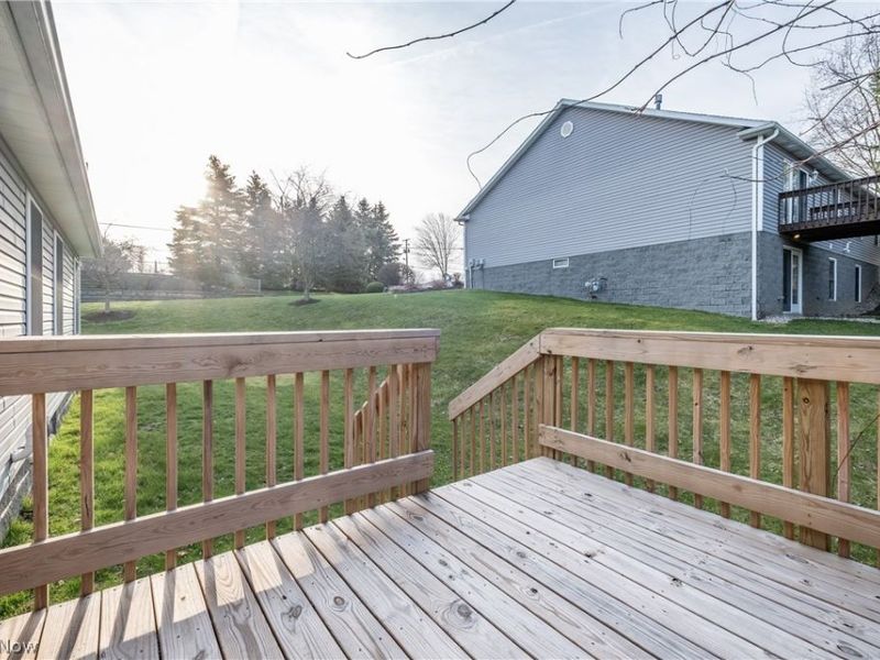 3278 Sumser Street NW, North Canton, OH 44720 Photo 12