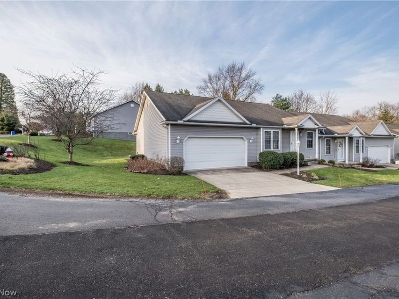 3278 Sumser Street NW, North Canton, OH 44720 Photo 3