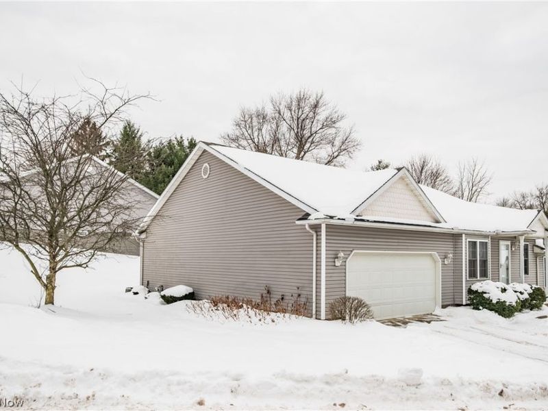 3278 Sumser Street NW, North Canton, OH 44720 Photo 4