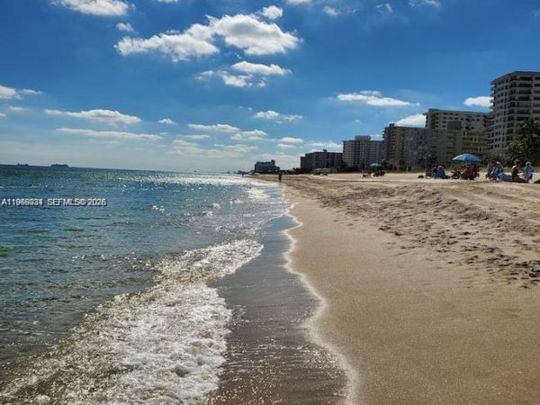 1501 S Ocean Blvd , Unit 323, Lauderdale By The Sea, FL 33062