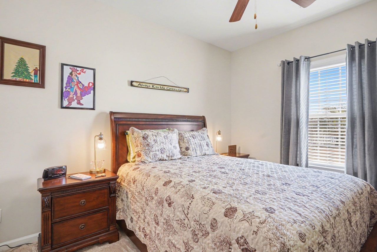 206 Oak Landing Dr. Photo 23