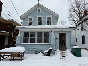 1317 Niagara Avenue, Niagara Falls, NY 14305