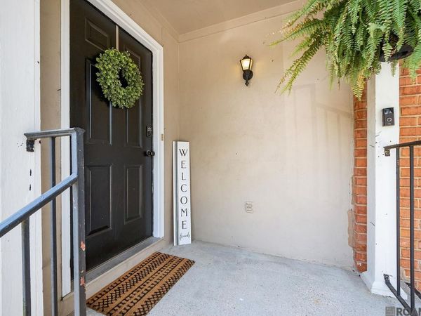 7352 N Jefferson Place Cir, Unit #41D, Baton Rouge, LA 70809