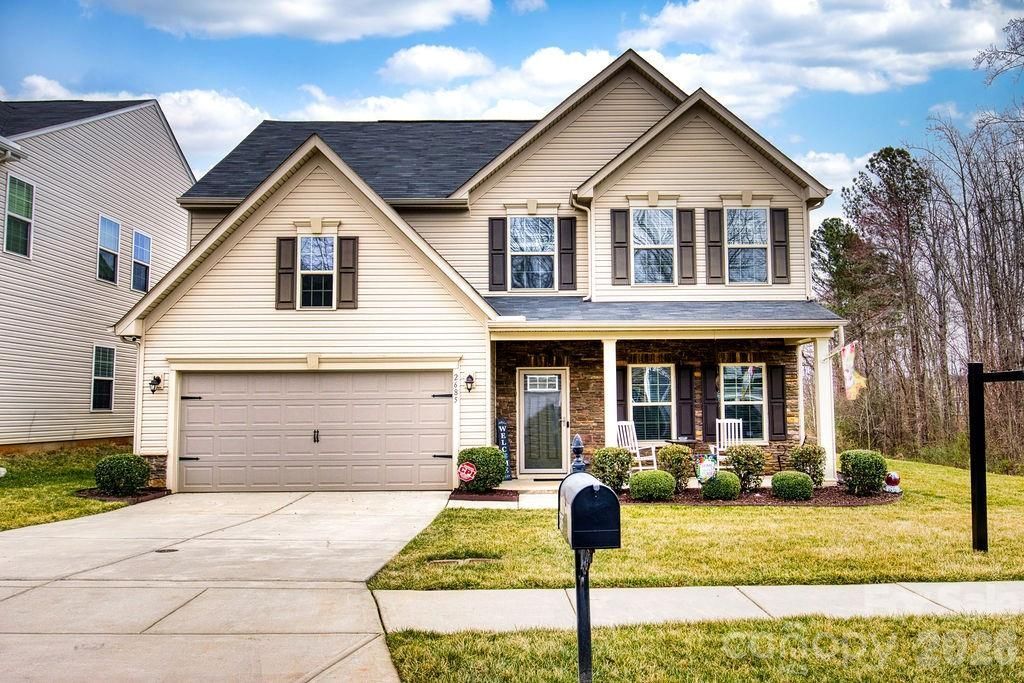 2685 Cypress Oak Lane, Gastonia, NC 28056 Main Photo