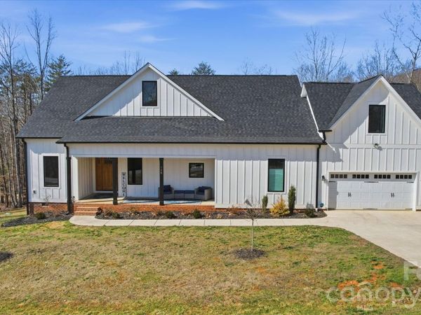 128 Laurel Ridge Drive, Statesville, NC 28677