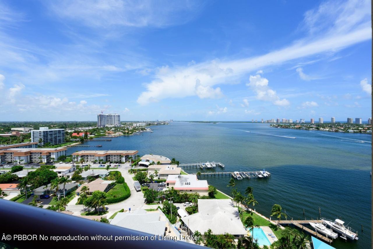 2650 Lake Shore Drive, Unit 1602, Riviera Beach, FL 33404 Photo