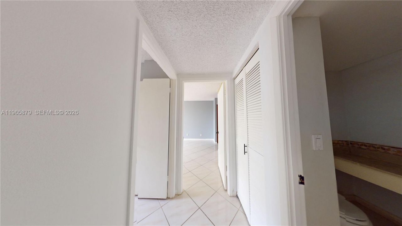 2500 Parkview Dr, Unit 417, Hallandale Beach, FL 33009 Photo