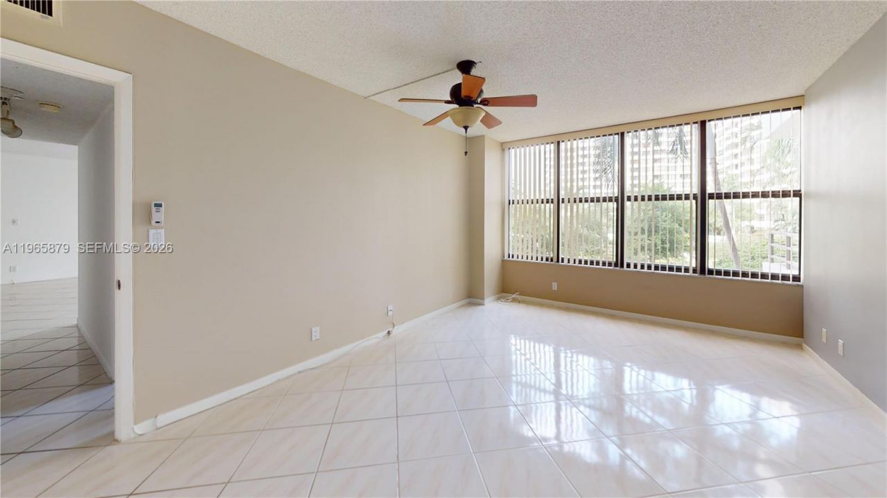 2500 Parkview Dr, Unit 417, Hallandale Beach, FL 33009 Photo