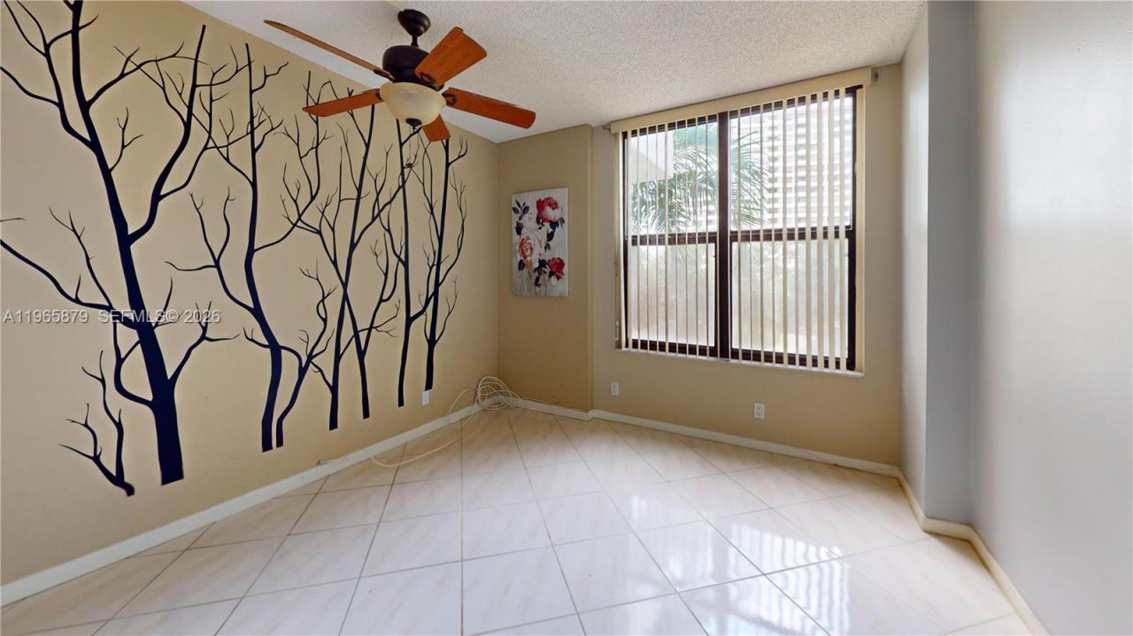 2500 Parkview Dr, Unit 417, Hallandale Beach, FL 33009 Photo