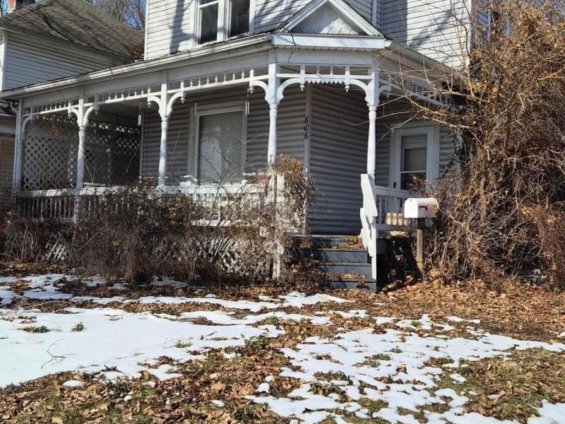 606 W Main Street, Newark, OH 43055 Photo 1