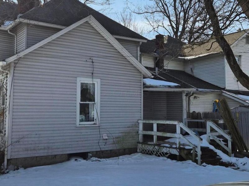 606 W Main Street, Newark, OH 43055 Photo 2