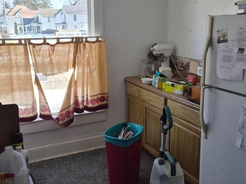 606 W Main Street, Newark, OH 43055 Photo 4