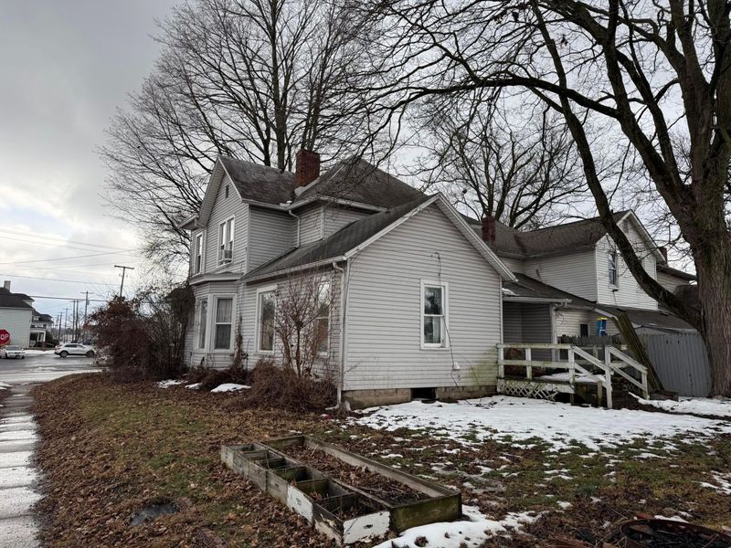 606 W Main Street, Newark, OH 43055 Photo 6