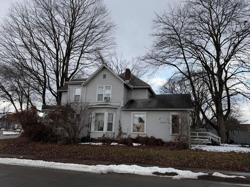 606 W Main Street, Newark, OH 43055 Photo 7