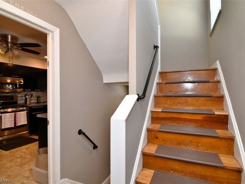 4319 W 56th Street, Cleveland, OH 44144 Photo 3