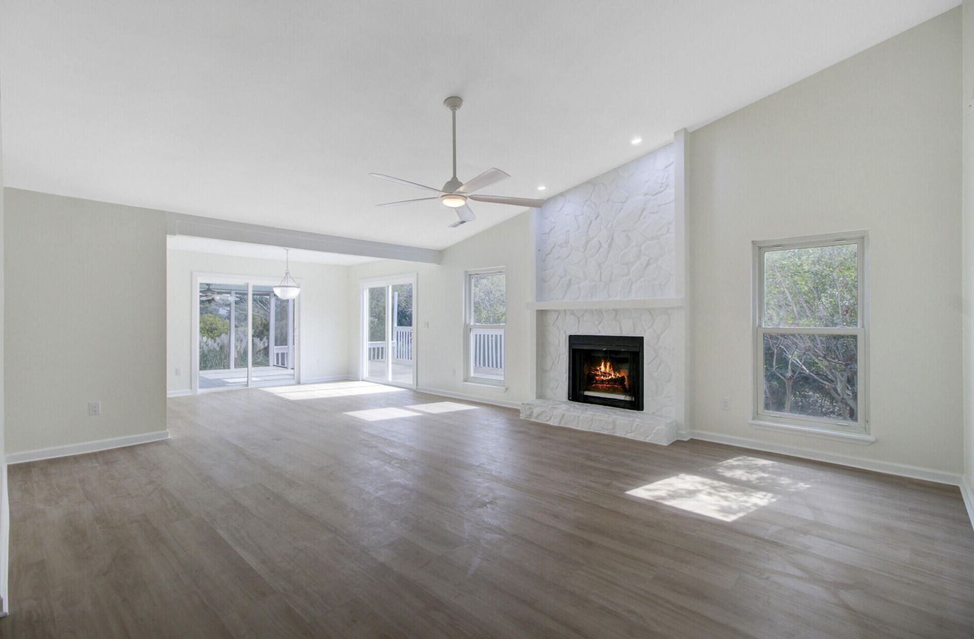 1471 Battery Brown Court Photo 12