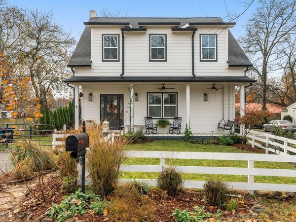 704 W End Cir, Franklin, TN 37064