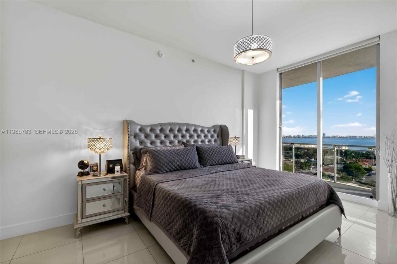 7901 S Hispanola Ave , Unit 1008, North Bay Village, FL 33141 Photo