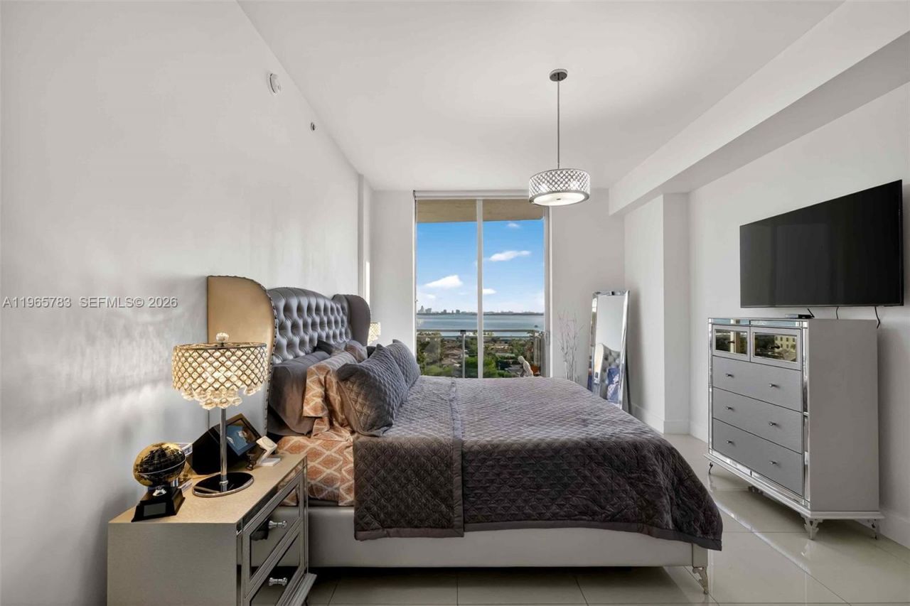 7901 S Hispanola Ave , Unit 1008, North Bay Village, FL 33141 Photo