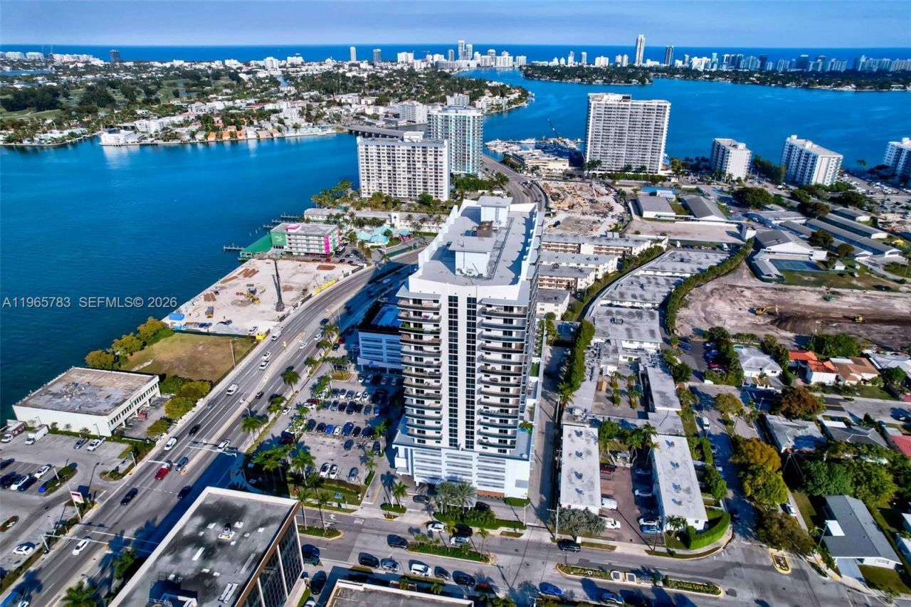 7901 S Hispanola Ave , Unit 1008, North Bay Village, FL 33141 Photo