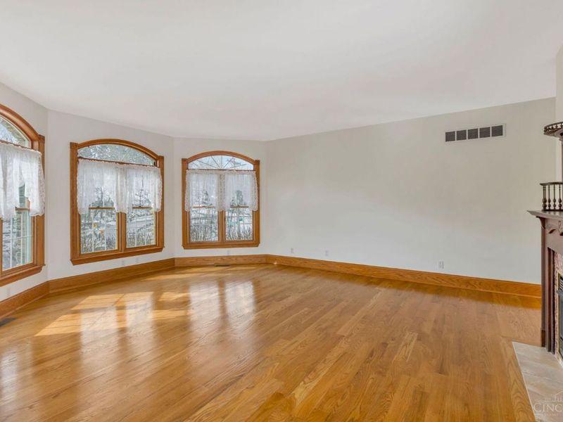 6090 Muddy Creek Road, Green Township, OH 45233 Photo 8