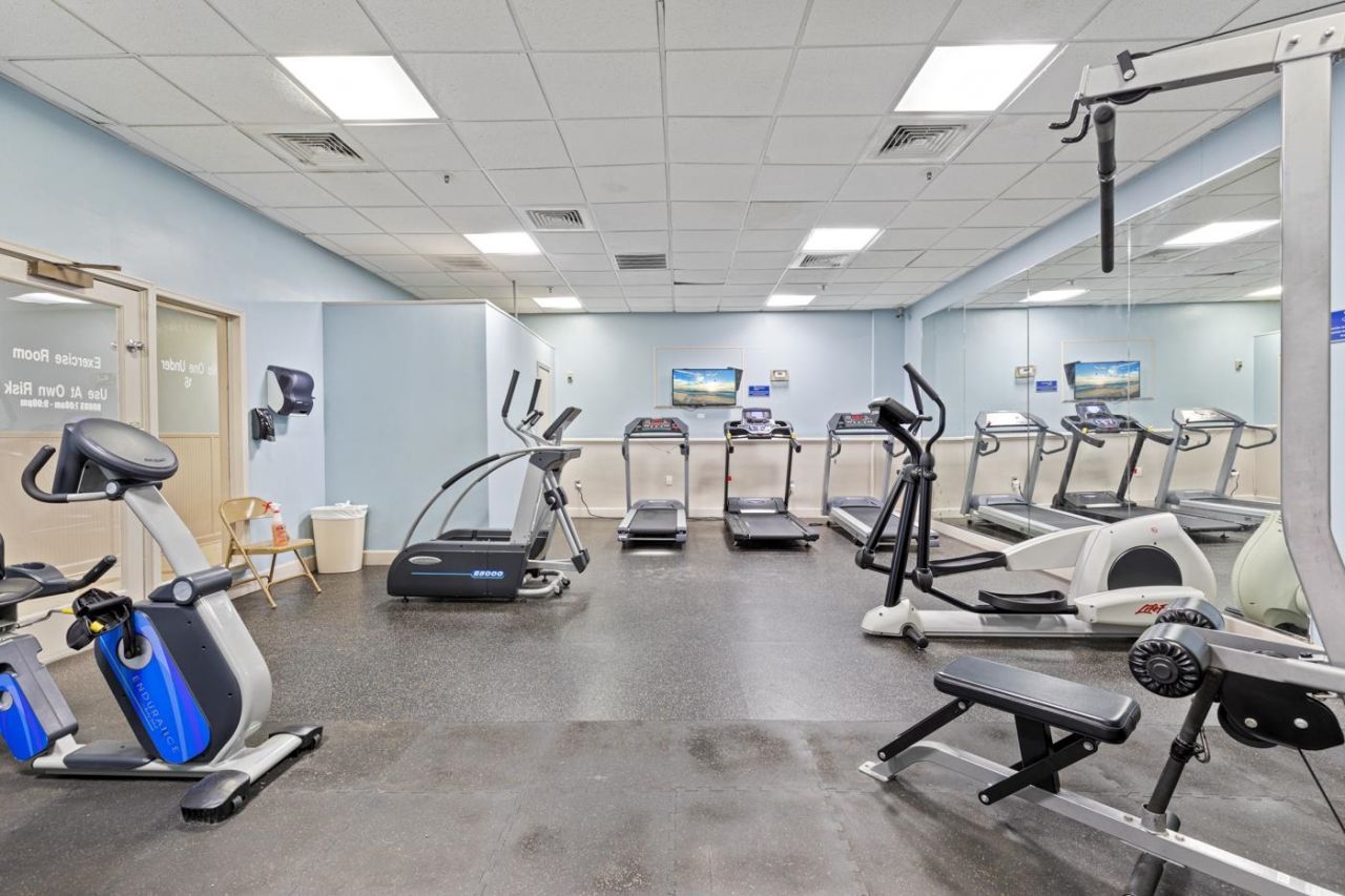 5905 S Kings Hwy.  Photo 29