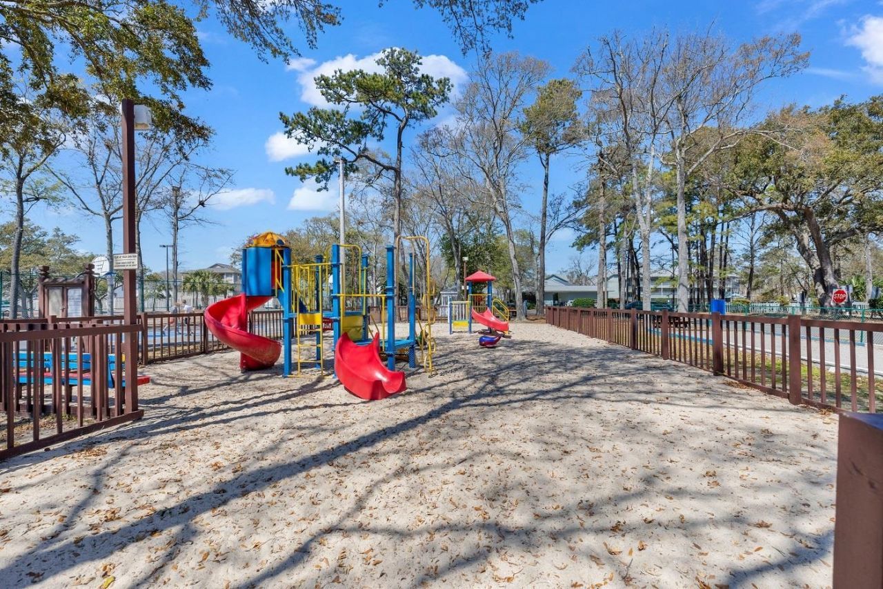 5905 S Kings Hwy.  Photo 37