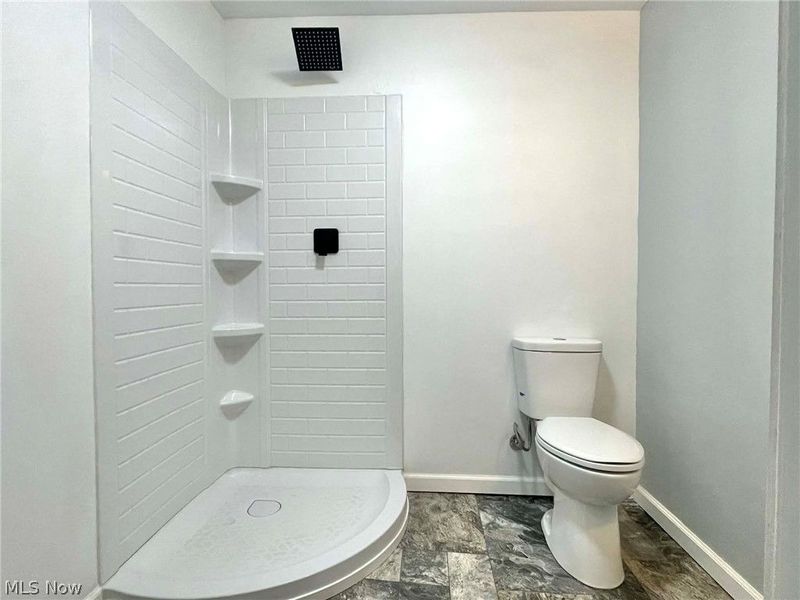 636 Buena Vista Boulevard, Steubenville, OH 43952 Photo 17