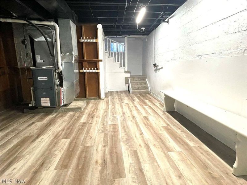 636 Buena Vista Boulevard, Steubenville, OH 43952 Photo 18