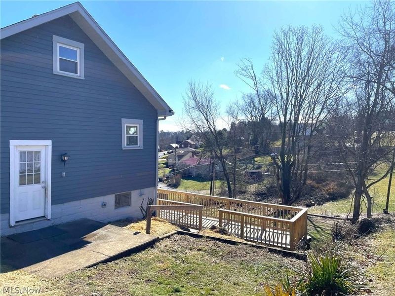 636 Buena Vista Boulevard, Steubenville, OH 43952 Photo 2