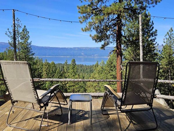 1618 Crown Point Parkway, Cascade, ID 83611