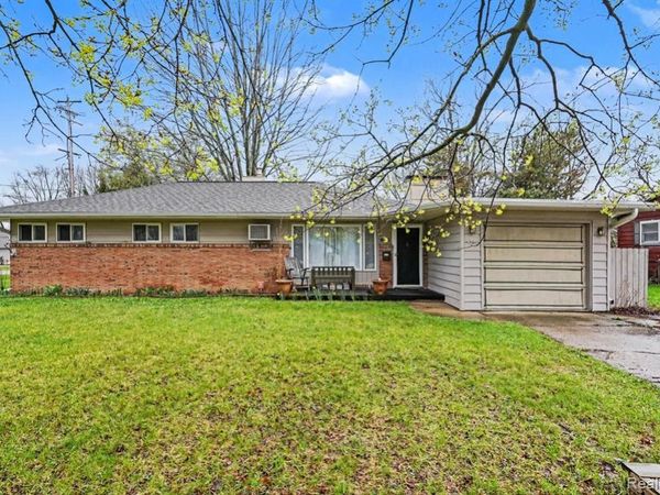 603 E Chelsea Circle, Davison, MI 48423