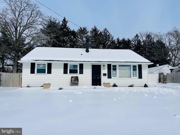 4 WALNUT CIRCLE N, WEST BERLIN, NJ 08091