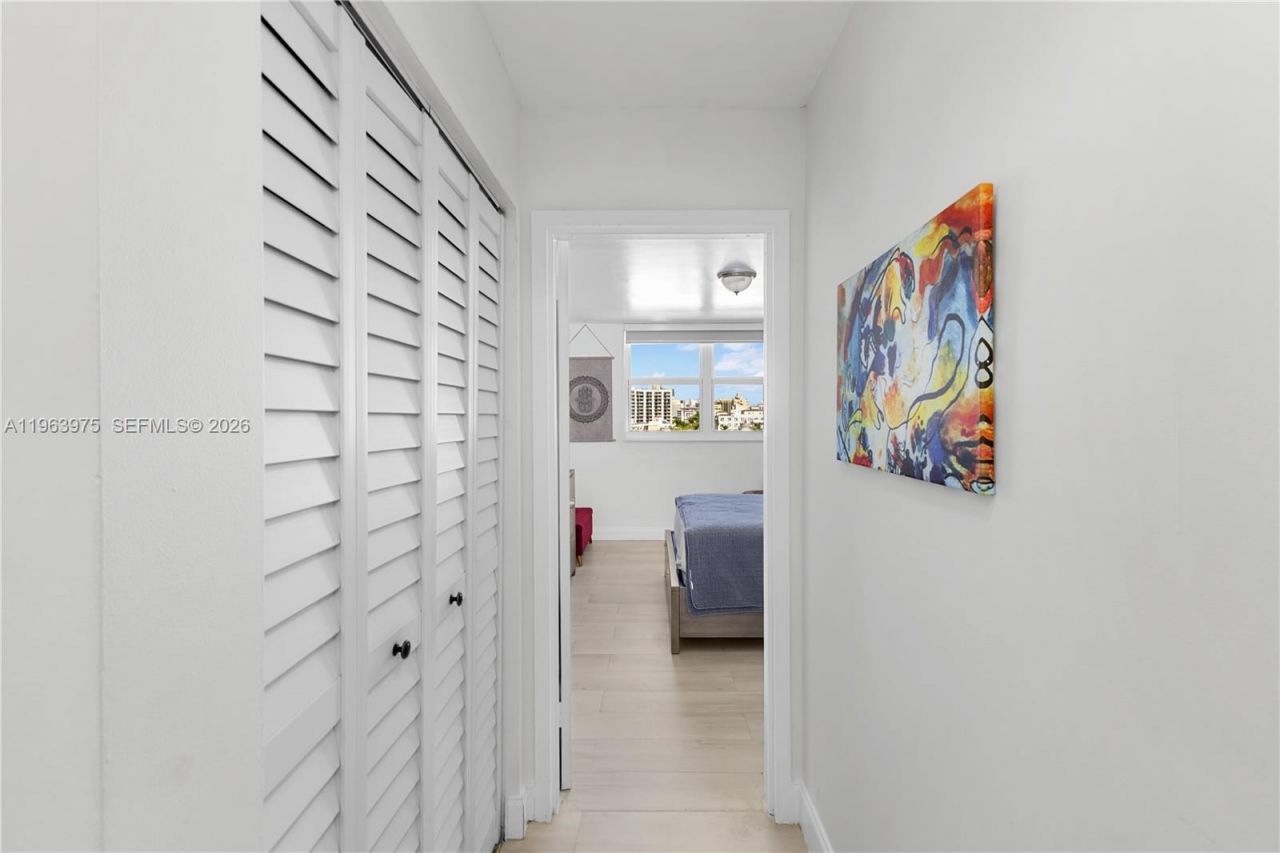 720 Collins Ave, Unit 704, Miami Beach, FL 33139 Photo